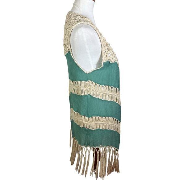 Umgee Green and Cream Crochet Fringe Boho Festival Vest / Cover-Up Size M - Picture 5 of 8